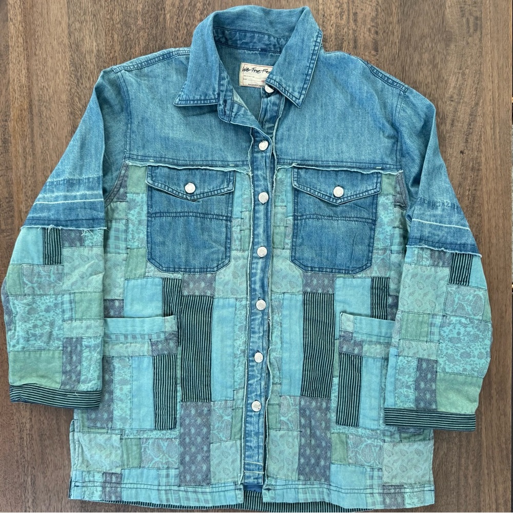 Free People Heritage Quilted Denim Shirt Jacket NWOT - Picture 4 of 8